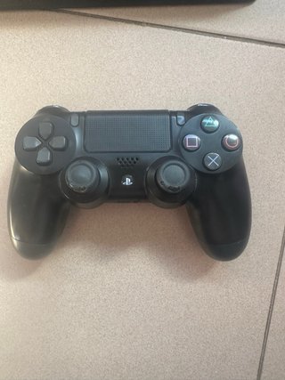 PlayStation 4 + 2 mandos