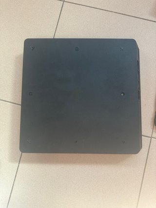 PlayStation 4 + 2 mandos