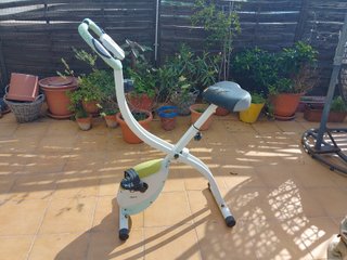 Bicicleta Estática Plegable