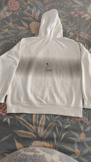 Sudadera con capucha Zara blanca