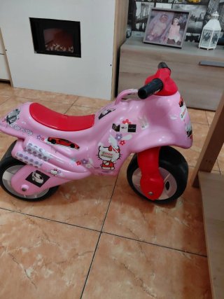 Moto infantil correpasillos rosa