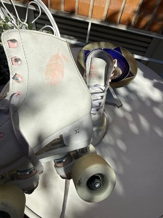 Patines blancos niña