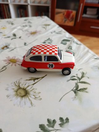 Seat 600 TC #28 Slot 1:32