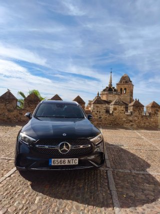 Mercedes-Benz GLC 2025