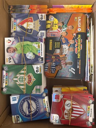 Lote 300 Cromos Adrenalyn XL 2025-2026