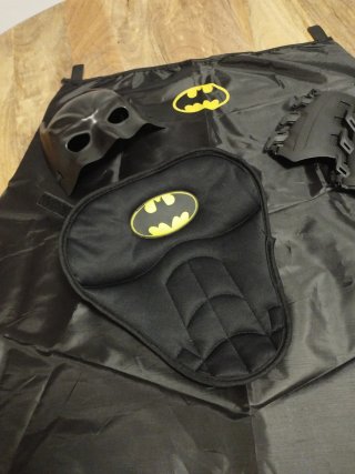 Disfraz Batman: Máscara, Capa y Pechera