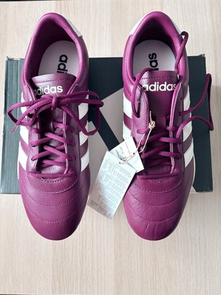 Zapatos Adidas Morados y Blancos Nuevos