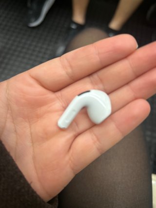 Airpods 4 Apple Blancos + ESTUCHE DE CARGA