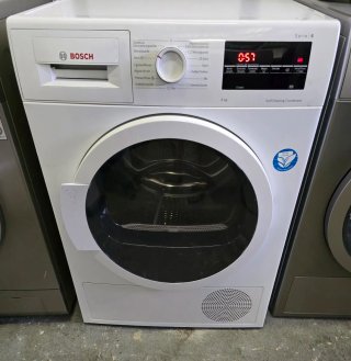 Secadora Bosch Serie 6 8kg 220€