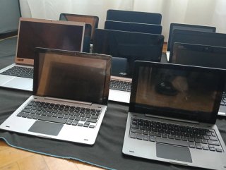 Lote di vari portatili di diverse marche