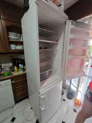 Nevera Liebherr Blanca