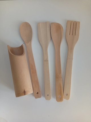 Set de 4 Utensilios de Cocina de Madera