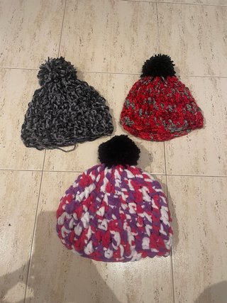Lote de 3 gorros tejidos