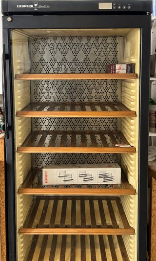 Vinoteca Liebherr Grand Cru WKB 4612