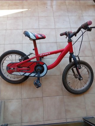 Bicicleta infantil B-PRO roja