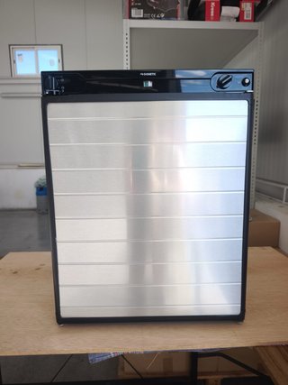 Nevera trivalente Dometic RF60