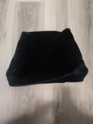 Buff de Pelo Negro