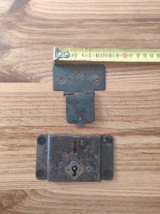 Set de 2 Cerraduras Antiguas con Bisagras