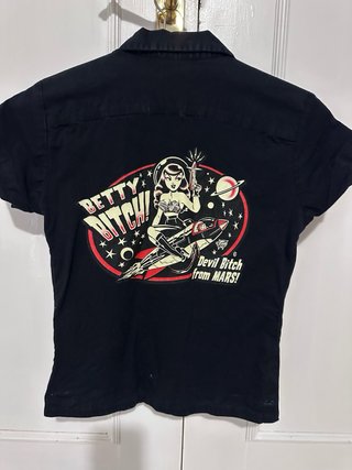 Camiseta Betty Bitch Devil Bitch from Mars