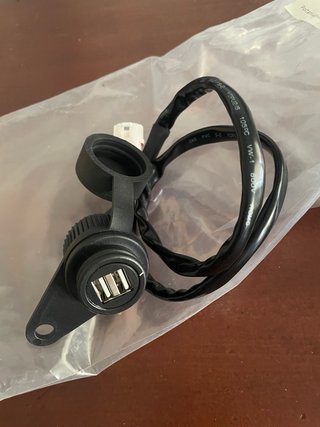Cargador USB Doble Yamaha XSR 700/900