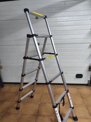 Escalera telescópica de aluminio