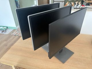 3 Monitores Dell (2x P2414HB, 1x P2319H)