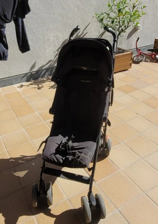 Silla de paseo Maclaren negra