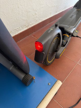 Patinete Eléctrico Segway Ninebot MAX G2 E