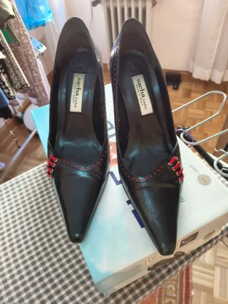 Zapatos de tacón Sacha London