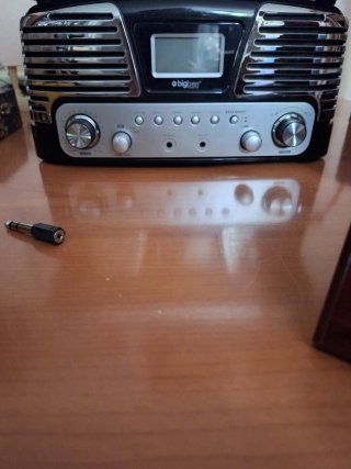 Giradischi vintage con radio Bigben
