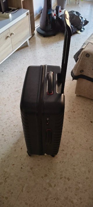 Maleta de viaje negra