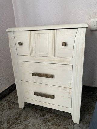 Cómoda y mesillas de Madera maciza Estilo Rústico