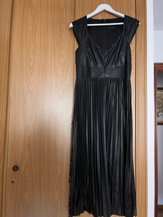 Vestido efecto piel Guess negro