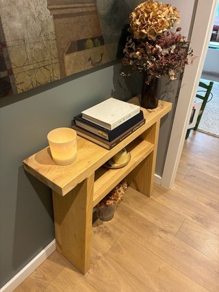 Consola de madera maciza
