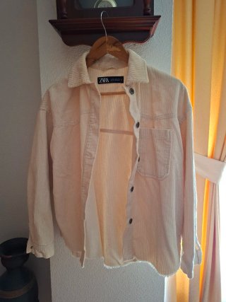 Chaqueta de pana Zara beige