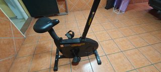 Bicicleta Estática Negra