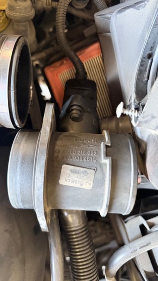 Caudalímetro Audi A3 8L 1.8 T Bosch