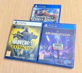 Arcadegeddon e Immortals PS4 + Rainbow Six PS5
