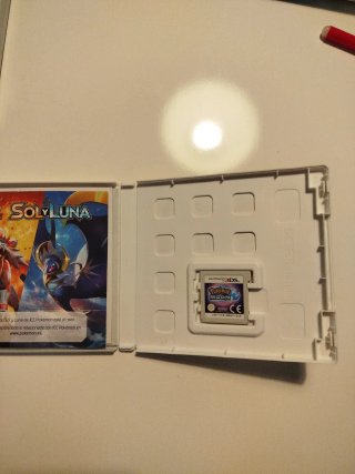 Pokémon Luna (Nintendo 3DS)