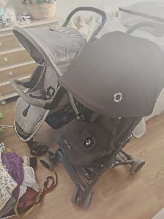 2 Sillas de paseo Asalvo y Maxi-Cosi20 euros cada