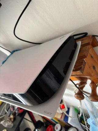 PlayStation 5 con 2 DualSense y 6 giochi
