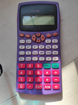 Calculadora Científica Milán M240