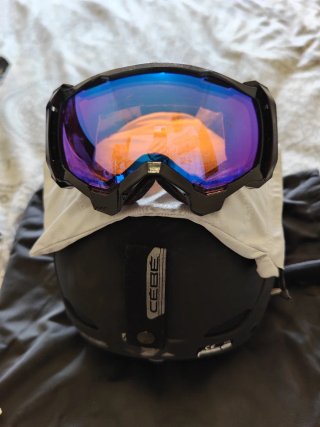 Casco de esquí CEBE negro mate 58-62 cm