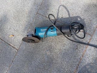 Amoladora Makita