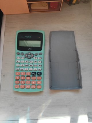 Calculadora Científica Milan M-240
