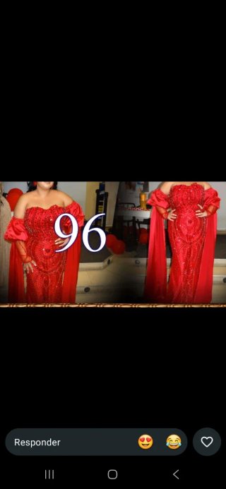 Vestido largo rojo con pedrería