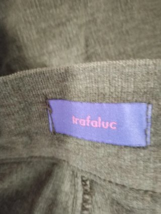 Pantalón pana fina gris