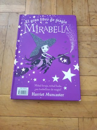 El gran libro de magia de Isadora Moon y Mirabella