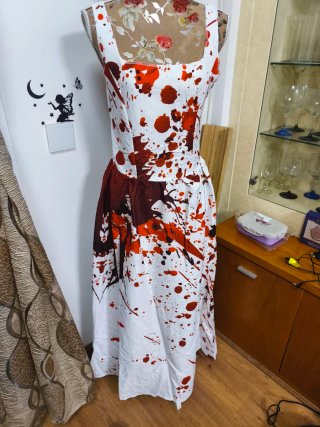 Disfraz de novia con Estampado de Sangre