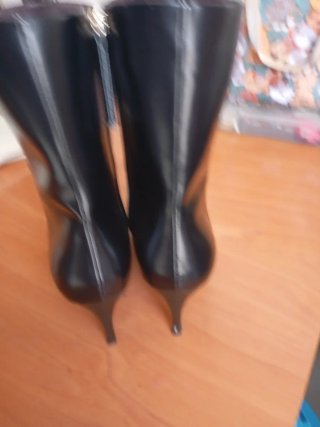 Botines de tacón negros